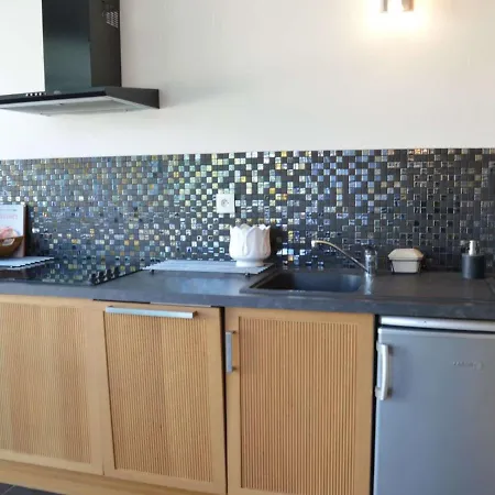 Charmant 2p Lumineux A Saint-raphael, Proche Mer Avec Parking Prive - Fr-1-226a-77 Apartment Saint-Raphael (Var)